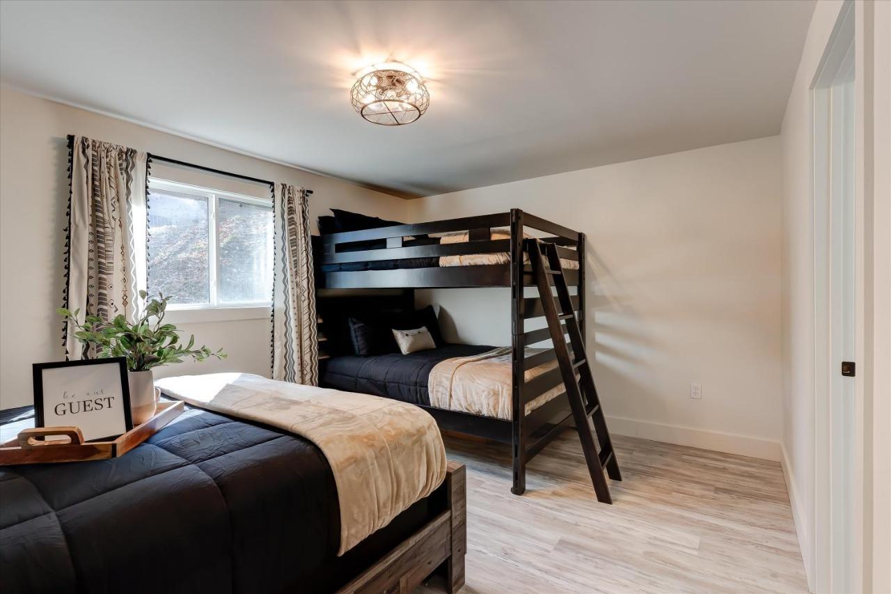The Pet Friendly Cub Cabin Sevierville Bagian luar foto