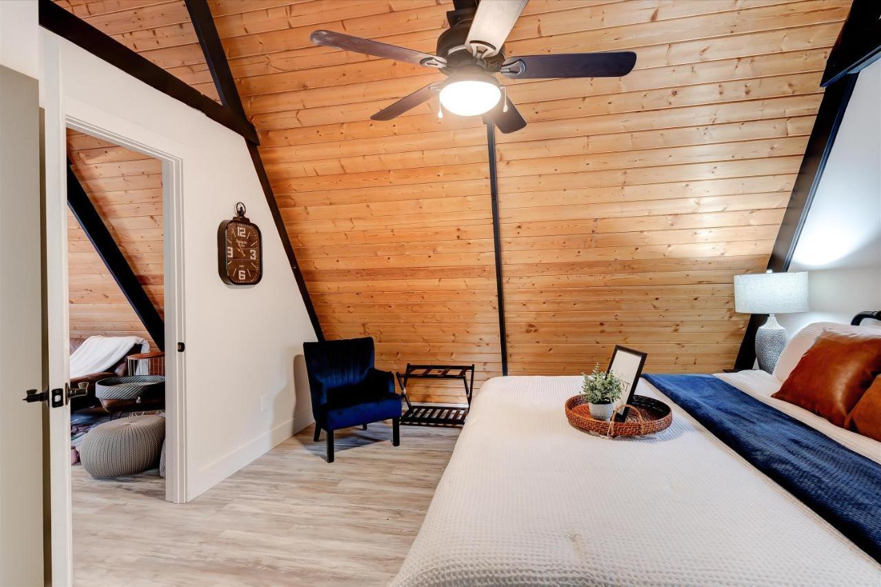 The Pet Friendly Cub Cabin Sevierville Bagian luar foto